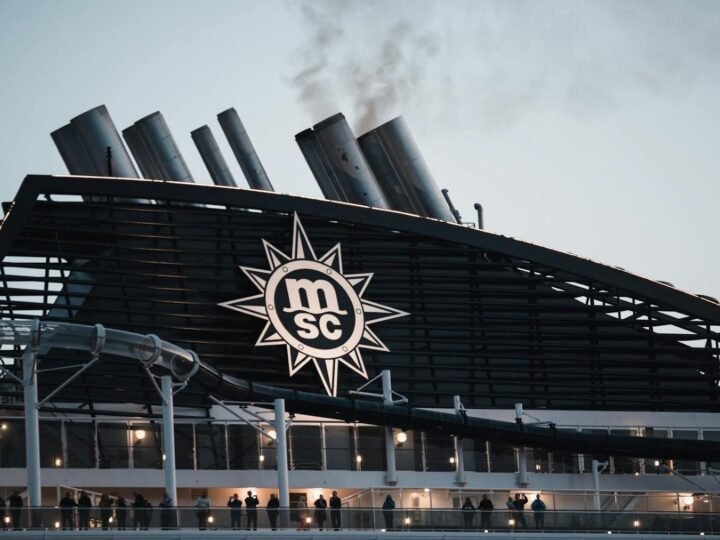 MSC Cruceros recibe el premio Eco Bling-Bling por greenwashing y controversia ambiental con GNL
