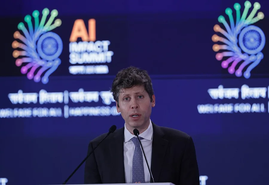 OpenAI se adentra en el ámbito mediático al adquirir el programa de entrevistas TBPN. Un niño de