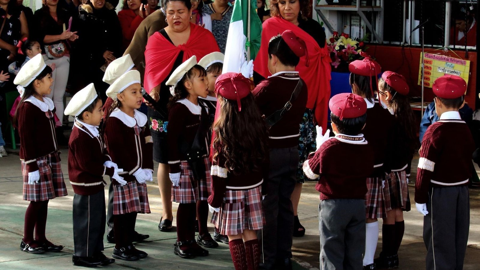 La educación sobre el cambio climático cobra relevancia global en la cumbre internacional de