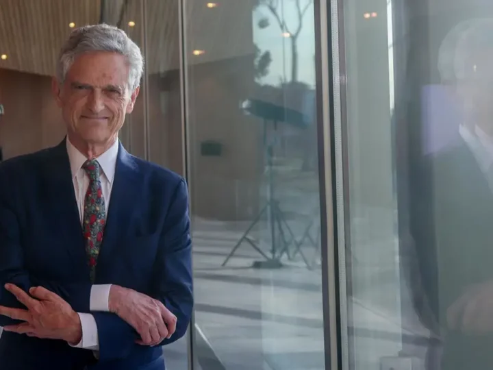 La clave de la felicidad en la vejez, según Luis Rojas Marcos, radica en el bienestar emocional y