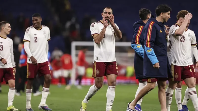 Sánchez rechaza los insultos xenófobos e islamófobos en el partido España-Egipto y los califica