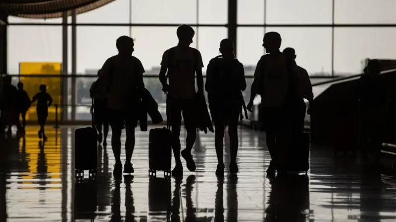 Gobierno y varias comunidades autónomas ofrecen ayudas de hasta 6.000 euros para el retorno de