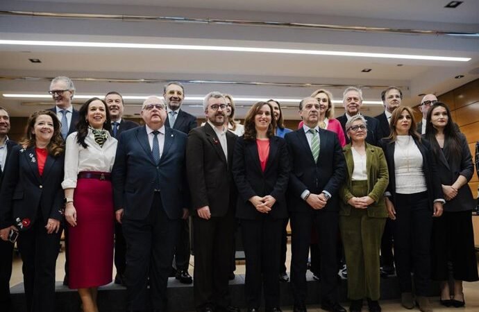 Sanidad asegura que el manual de eutanasia tenía el apoyo de las comunidades, tras su aplazamiento