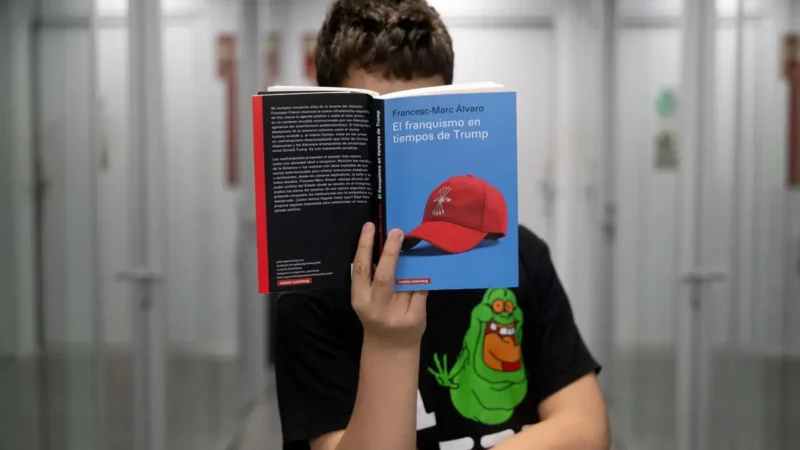 El PSOE solicita en el Congreso que se investigue el «bibliocausto» ocurrido bajo el franquismo.