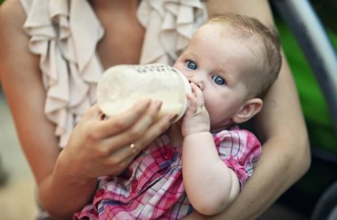 El estilo de vida industrial impacta la habilidad del microbioma para reciclar estrógenos desde el