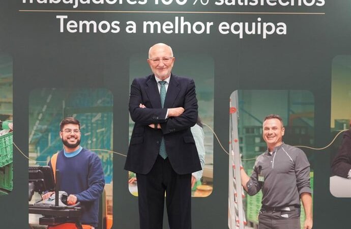 Juan Roig destina 220 millones de su salario y dividendos a impulsar la economía de España