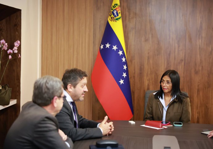 Repsol recupera el control de sus actividades en Venezuela y acuerda aumentar la producción en el