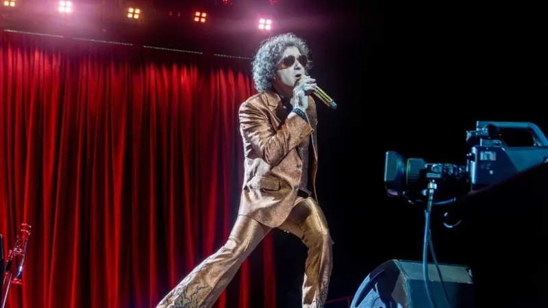 Podemos reproducir música en el móvil, pero la esencia del vinilo tiene una belleza inigualable