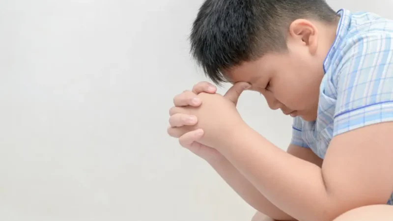 Desmitificando el «rebote de grasa» en niños: la ciencia revela que es músculo sano, no obesidad