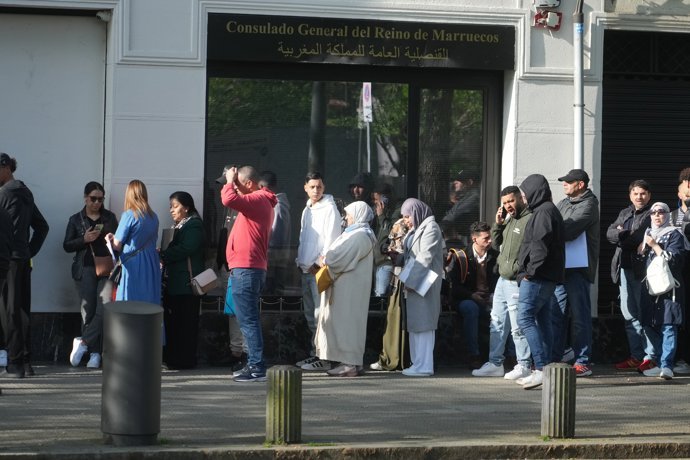 La presentación presencial para la regularización comienza hoy en oficinas de Correos, Seguridad