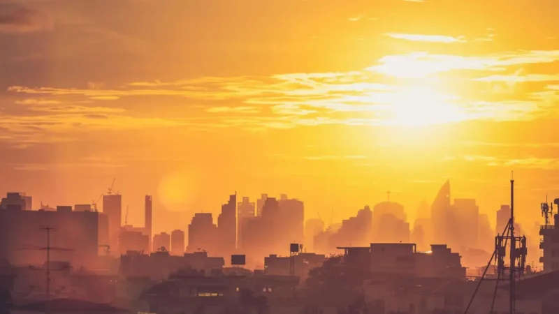 El calor extremo, el frío intenso y las lluvias intensas aumentan las enfermedades cardíacas en