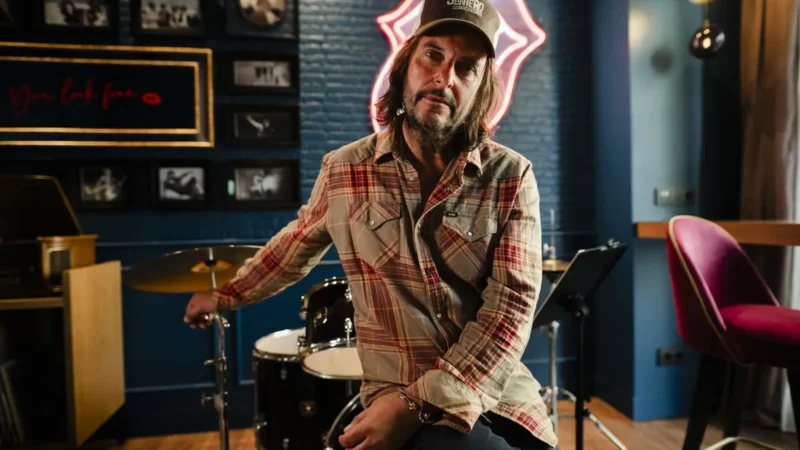 Todas las luces, el cuarto álbum de Santero y los Muchachos, presenta nuevas sonoridades para