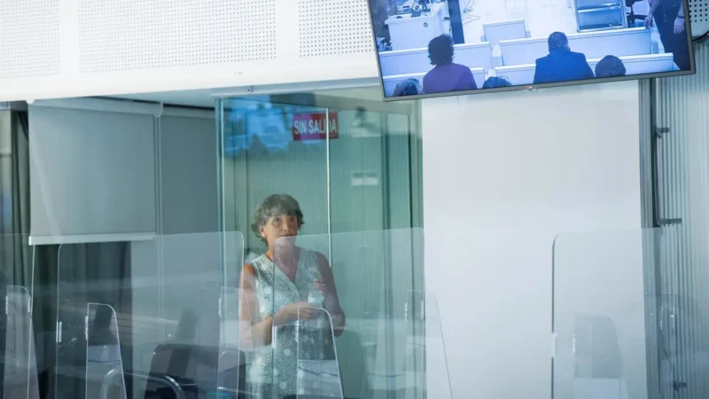 Interior autorizó semilibertad para 56 presos de ETA desde 2003, utilizando el artículo 100.2