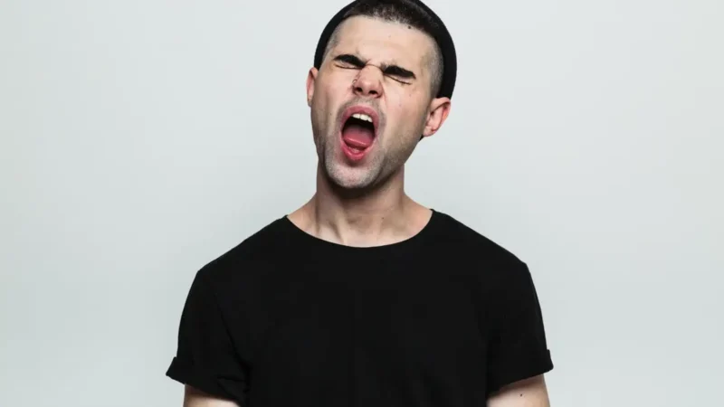 Identifican un circuito cerebral que vincula emociones y tics en el síndrome de Tourette