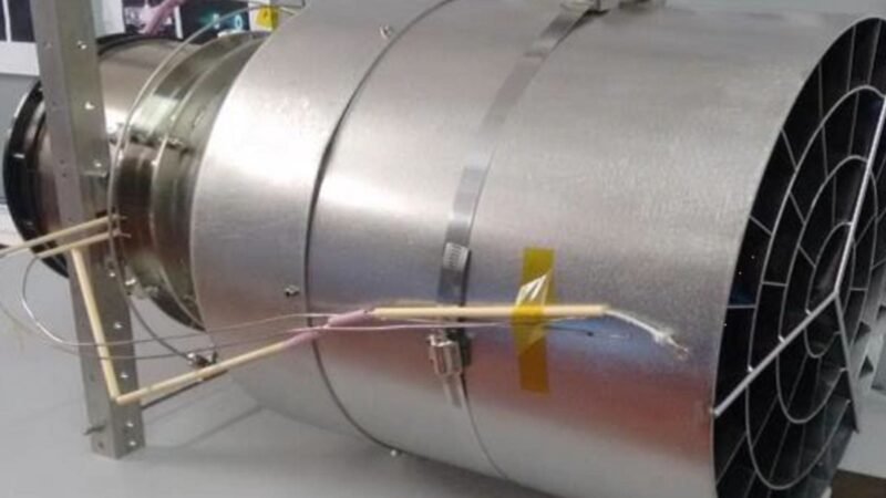 Científicos europeos desarrollan motor espacial que usa aire del espacio terrestre como