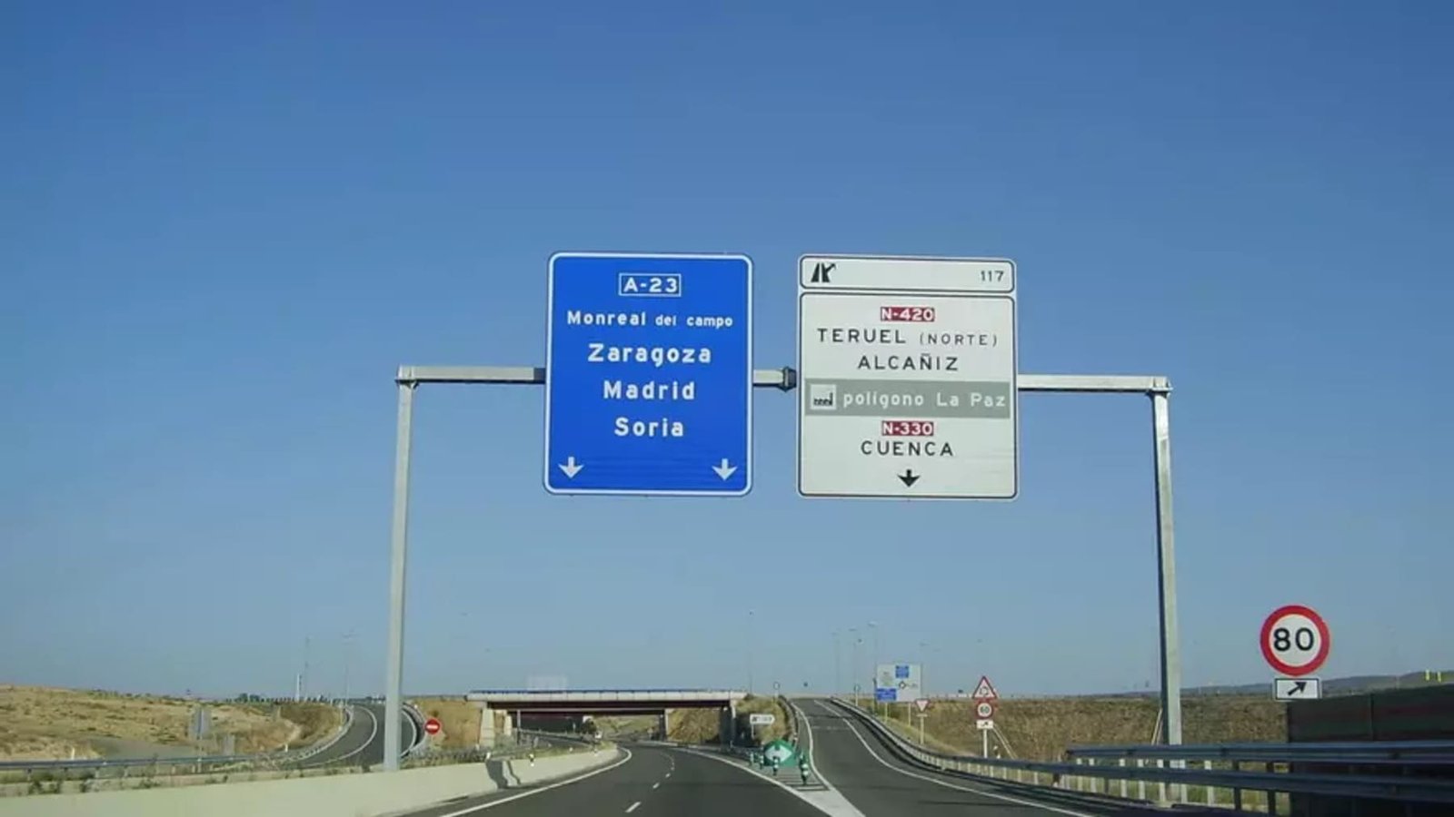 Transportes comienza proyectos sostenibles en la A-23 de Zaragoza para renovar el firme con