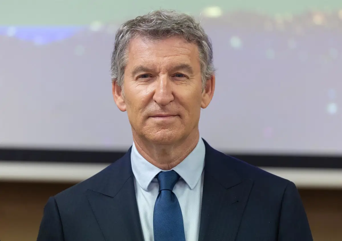 Feijóo se reúne con Clavijo para ofrecer apoyo en la crisis y solicita al Gobierno datos