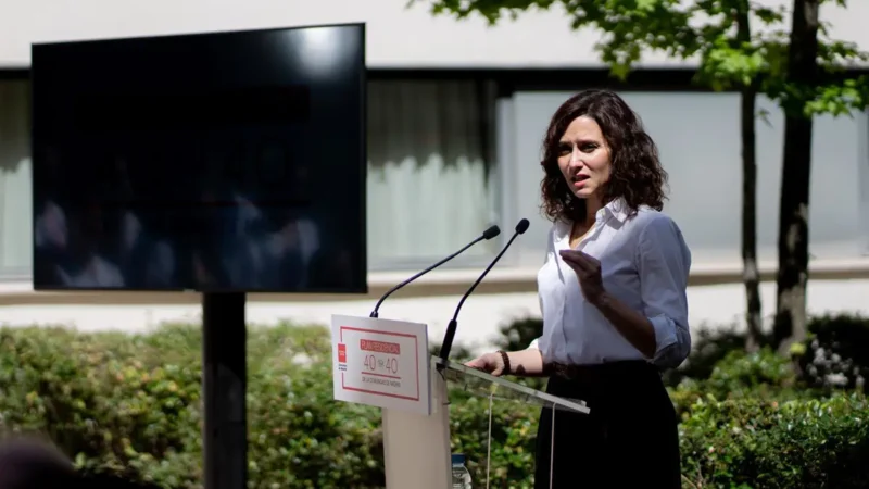 Ayuso critica el «descontrol» y las «versiones contradictorias» del Gobierno sobre el hantavirus