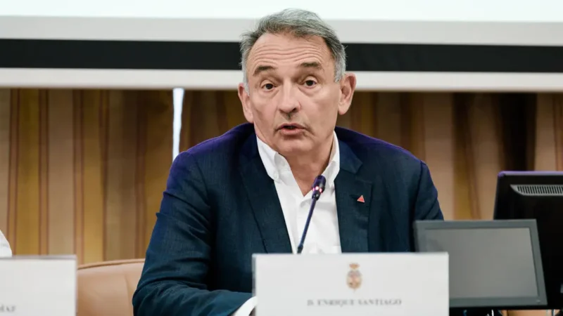 Sumar reprocha la «falta de solidaridad» de Clavijo por criticar la atención al barco con
