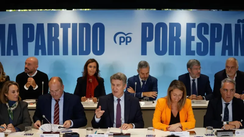 Génova critica a Sánchez por su silencio y ausencia ante la crisis del hantavirus: «¿Dónde