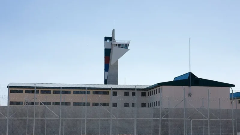 El Ministerio del Interior debe 76 millones a comunidades por atención sanitaria a reclusos
