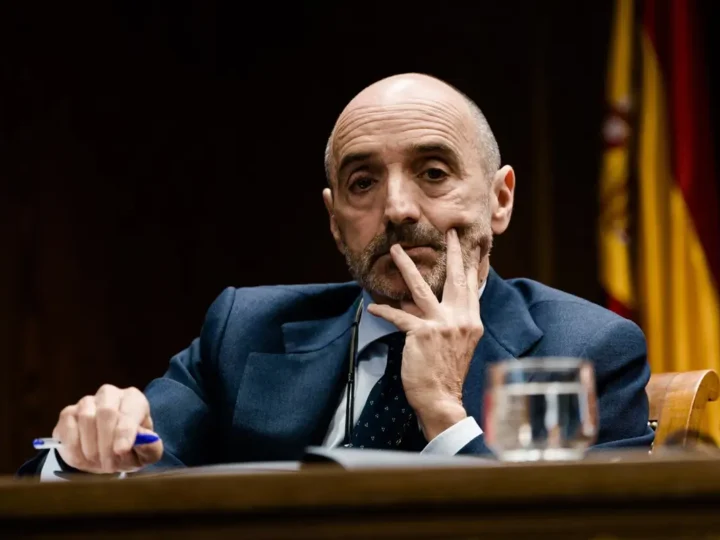 El amigo de Zapatero cambia de abogado en el caso Plus Ultra y ahora le defiende una exfiscal