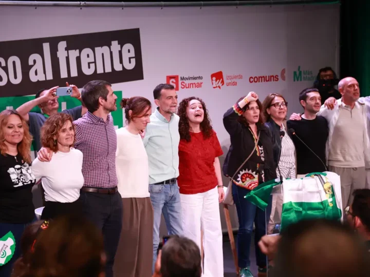 Sectores de Sumar consideran que la falta de liderazgo se refleja en la crisis del PSOE. Feijóo se